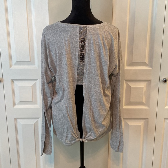 NWOT Open back long sleeve tee - Picture 7 of 9